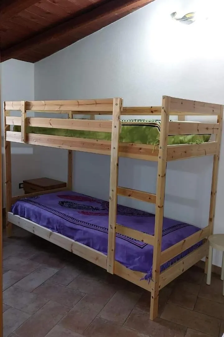 Casa Vacanze Le Gallinelle Giba Ferienhaus