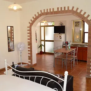 Stefania Apartment