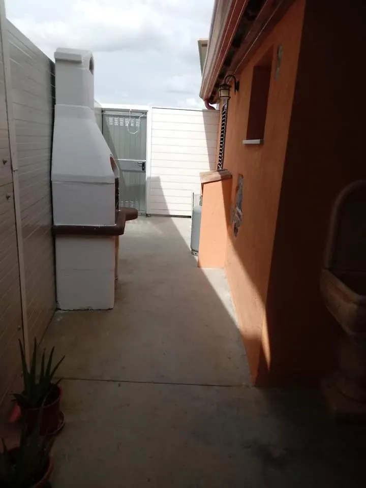 Casa Vacanze Le Gallinelle Giba 0*,